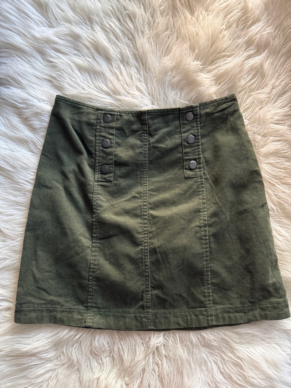 💚 GREEN CORDUROY MINI SKIRT🍀